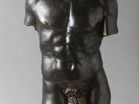 Rational, 2004-2007 / Cast bronze / 80 x 30 x 25 cm