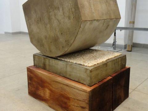 Stress (in memoriam), 2004-2012 / Concrete, wood and real teeth of different people / 85 x 65 x 53 cm