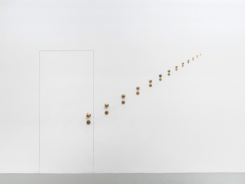 The Other Exit, 2014 / Grooved wall and bronze / Variable dimensions